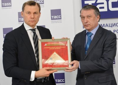 12000 �����-������������� ��������� ��������� � ���������� ���� ����� ��