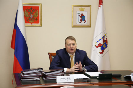 Глава Марий Эл рассказал Дмитрию Медведеву, как в республике платят зарплаты Глава Марий Эл рассказал Дмитрию Медведеву, как в республике платят зарплаты