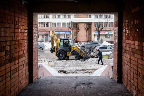 В Йошкар-Оле тракторист, поехавший чистить снег, лишился 11 тысяч рублей